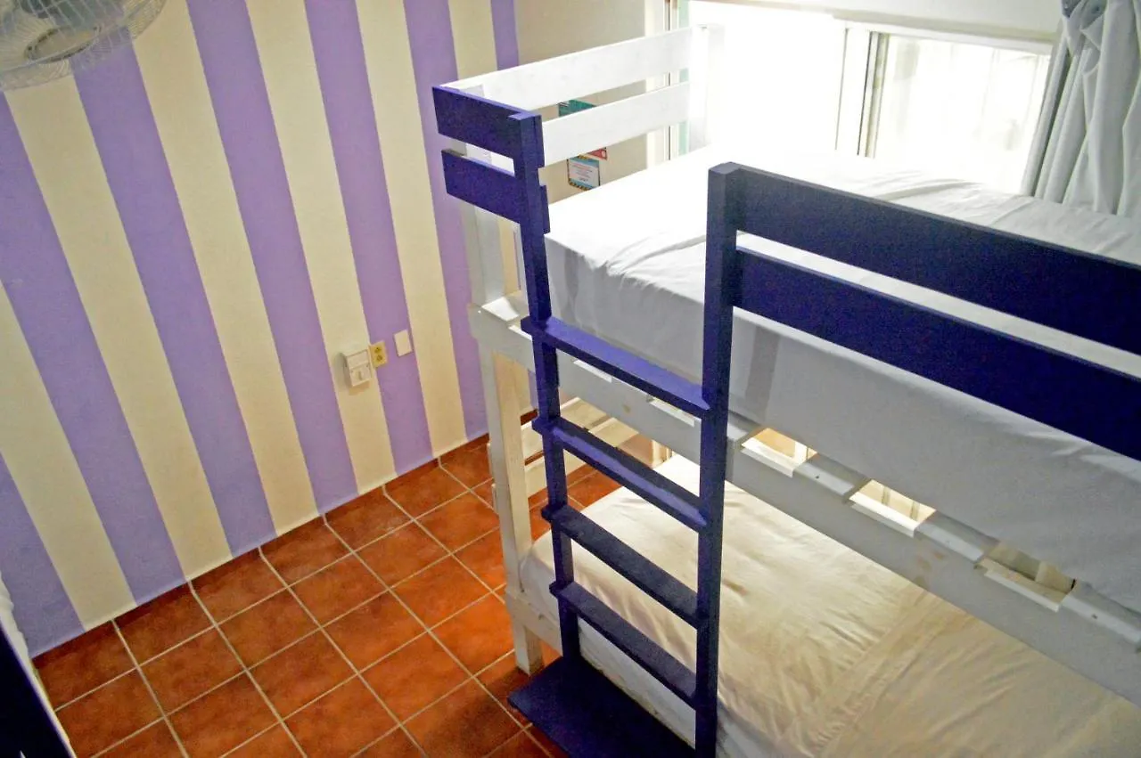 The Yak Hostel Playa del Carmen 0*,